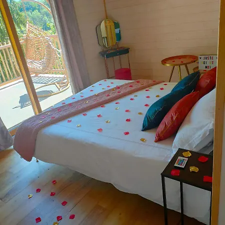 Luxury tent Le Chateau Des Fees