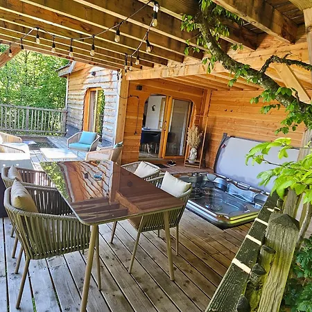 Campismo de Luxo Le Château Des Fées Illoud