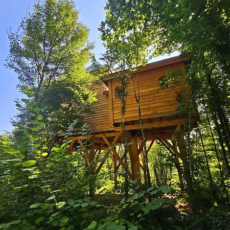 Luxusní stan Le Chateau Des Fees Illoud