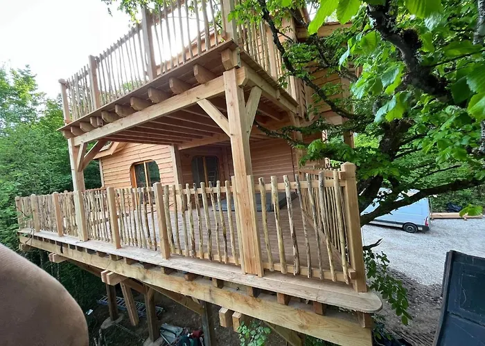 Luxe tent Le Chateau Des Fees Illoud